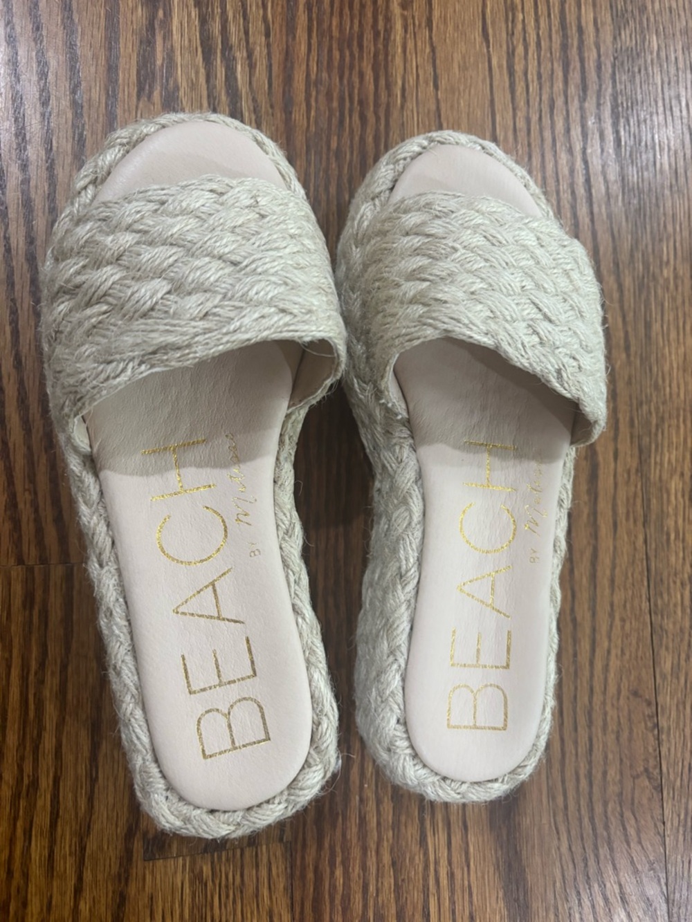 Beach Platform by Matisse Womens sandal raffia beige slip on Size 8 Shoes